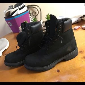 All black brand new timberland 6 inch boots